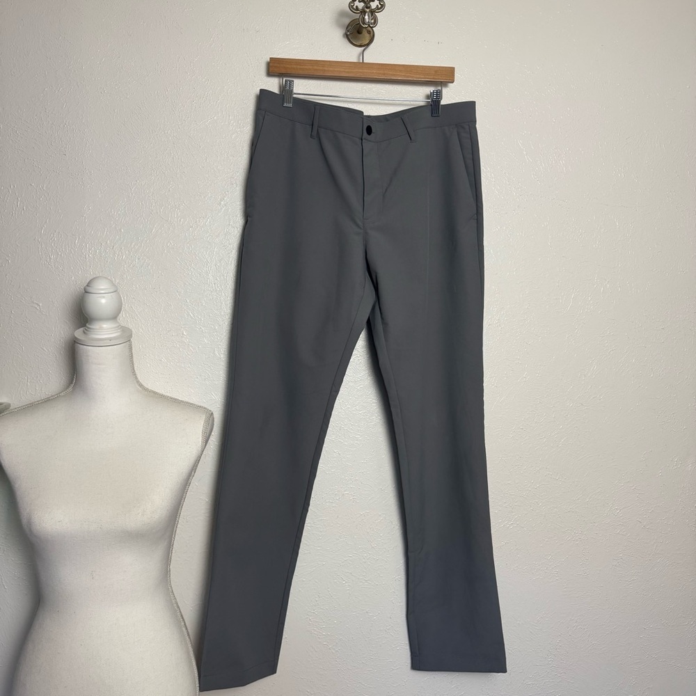 Banana Republic Men's Charcoal Dress Pants‎